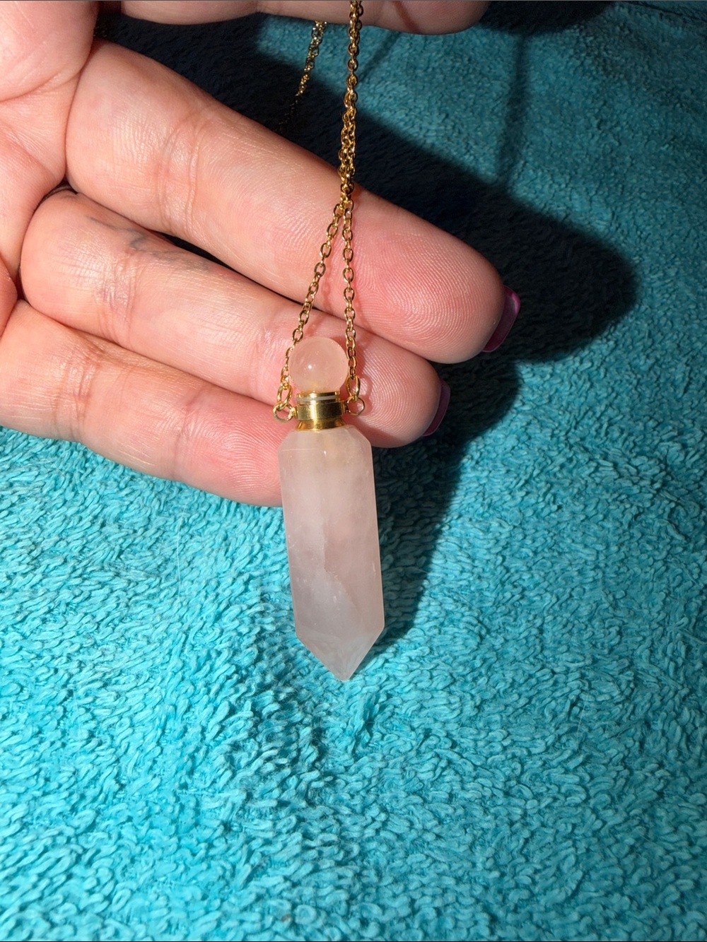 Gold Chain Rose Quartz Point Pendant Necklace